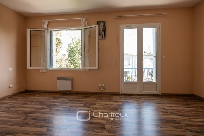 Image No.6-3 Bed House for sale