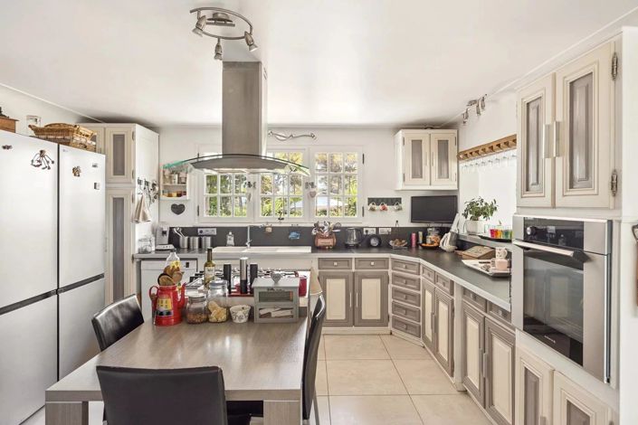 Image No.4-4 Bed House for sale