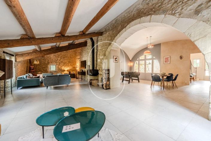 Image No.4-Maison de 10 chambres à vendre à Saint-Étienne-du-Grès