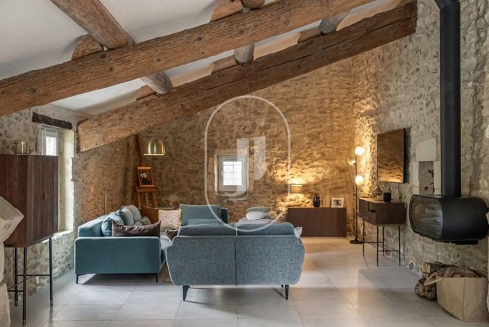 Image No.5-Maison de 10 chambres à vendre à Saint-Étienne-du-Grès