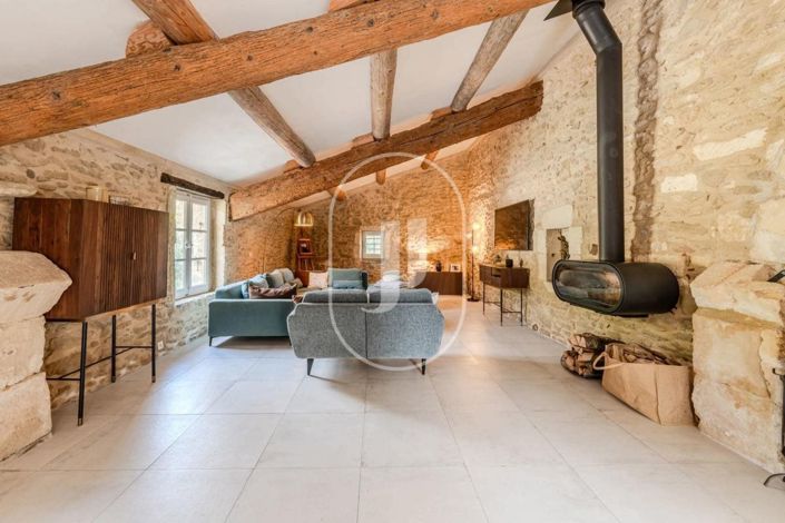 Image No.6-Maison de 10 chambres à vendre à Saint-Étienne-du-Grès