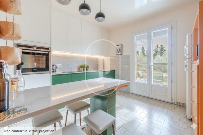 Image No.11-6 Bed House for sale