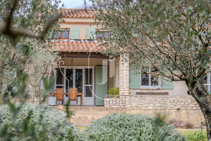 Image No.15-6 Bed House for sale