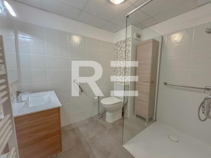 Image No.9-3 Bed Apartment for sale