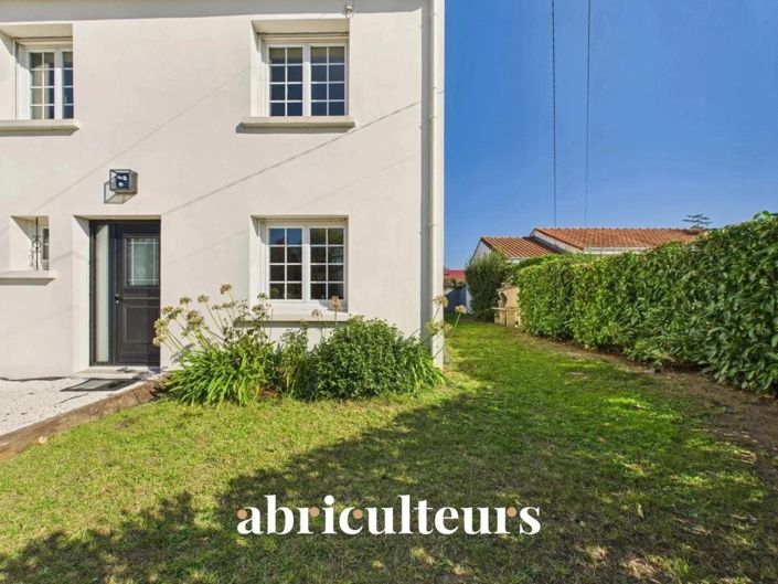 Image No.13-4 Bed House for sale