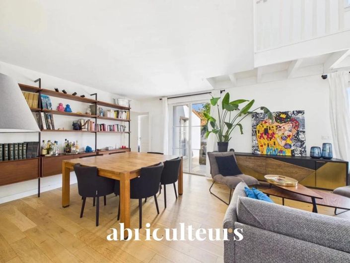 Image No.3-4 Bed House for sale