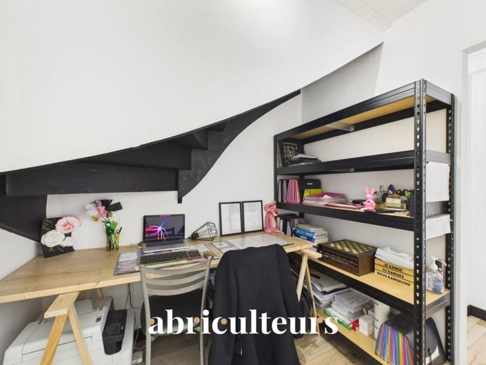 Image No.13-5 Bed House for sale