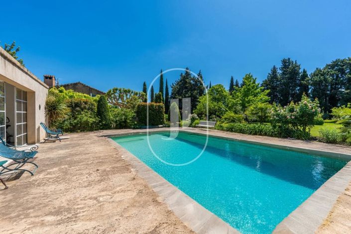 Image No.8-6 Bed House for sale