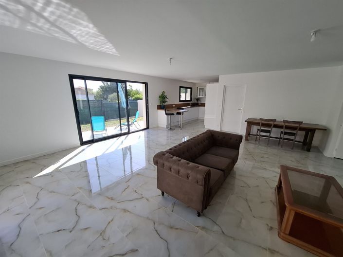 Image No.3-3 Bed House for sale