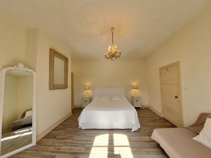 Image No.16-3 Bed House for sale