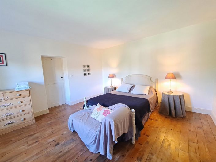 Image No.22-3 Bed House for sale