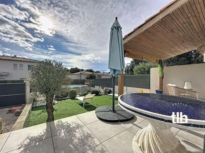 Image No.10-4 Bed House for sale