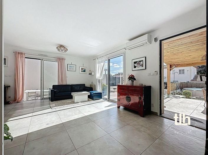 Image No.3-4 Bed House for sale