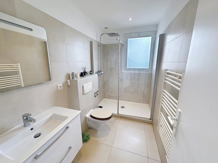 Image No.16-3 Bed Apartment for sale