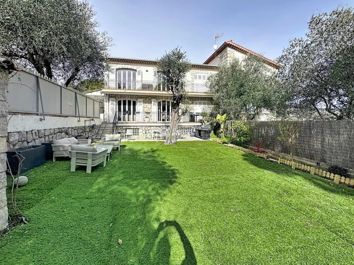 Image No.19-3 Bed Apartment for sale