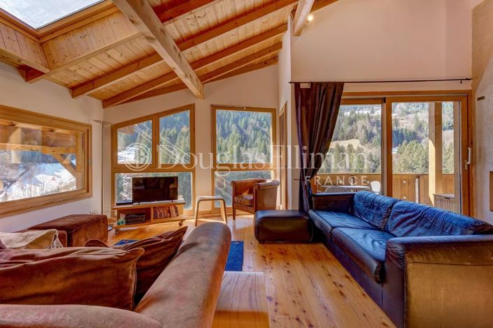 Image No.12-7 Bed House for sale