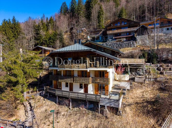 Image No.16-7 Bed House for sale