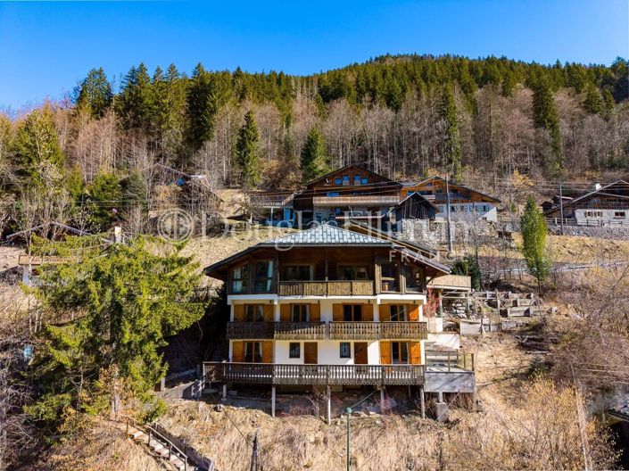 Image No.5-7 Bed House for sale