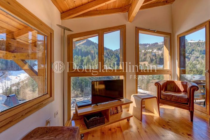 Image No.6-7 Bed House for sale