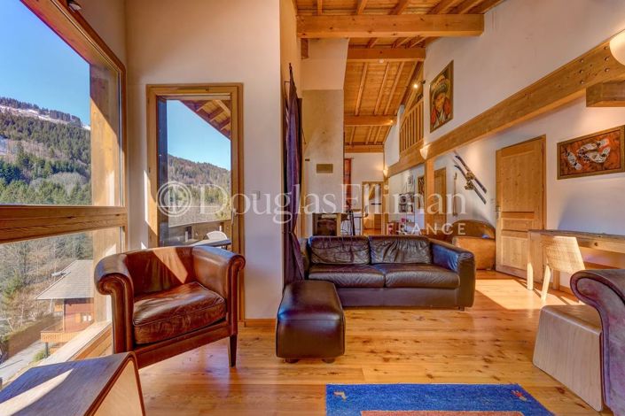 Image No.7-7 Bed House for sale