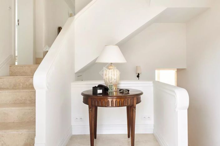 Image No.16-7 Bed House for sale