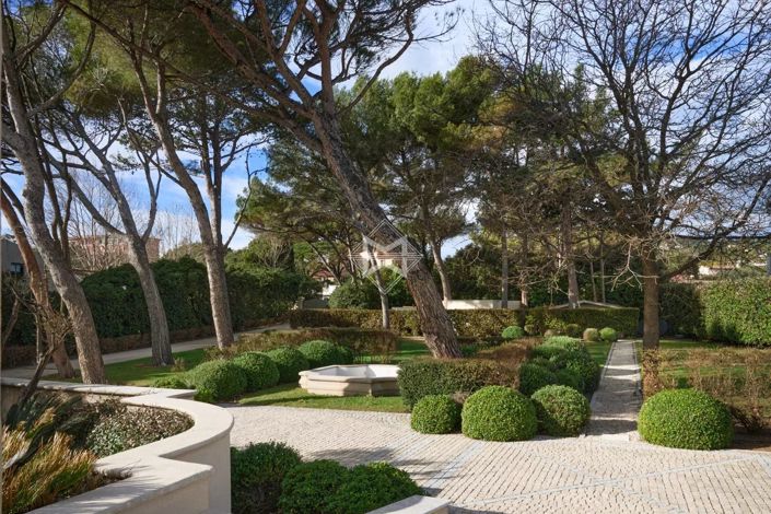 Image No.6-7 Bed House for sale