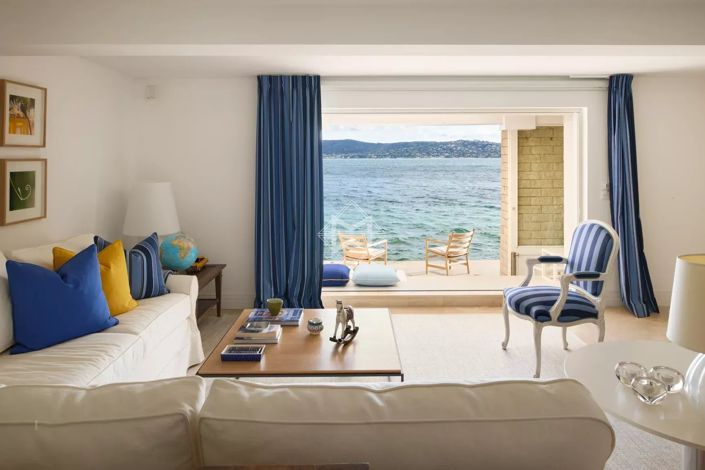 Image No.8-7 Bed House for sale