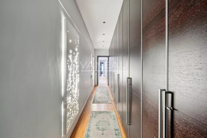 Image No.13-5 Bed Apartment for sale