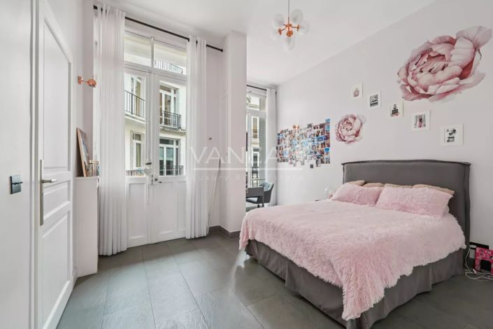 Image No.14-5 Bed Apartment for sale