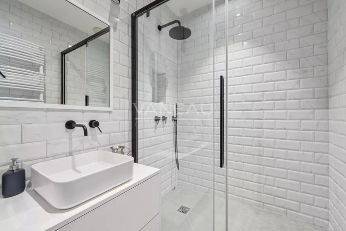 Image No.16-5 Bed Apartment for sale