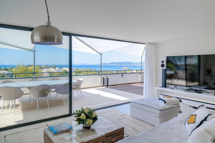 Image No.3-6 Bed House for sale