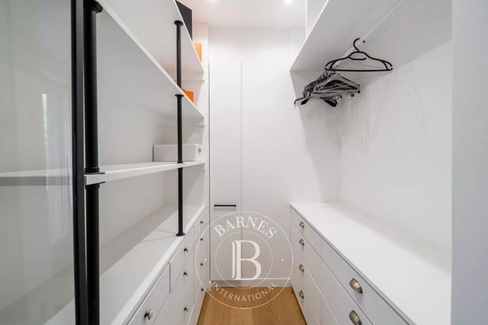 Image No.8-1 Bed Apartment for sale