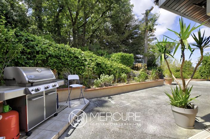 Image No.12-4 Bed House for sale