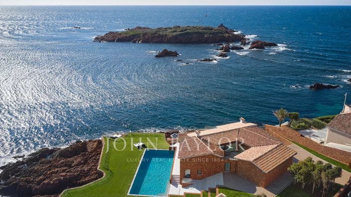 Image No.2-5 Bed House for sale