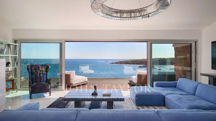 Image No.4-5 Bed House for sale