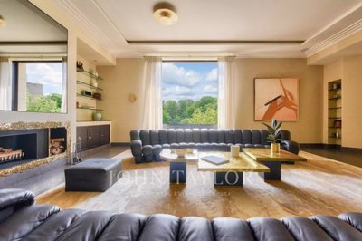 1 - Paris, Apartment