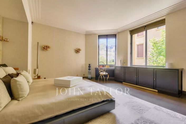 Image No.18-4 Bed Apartment for sale