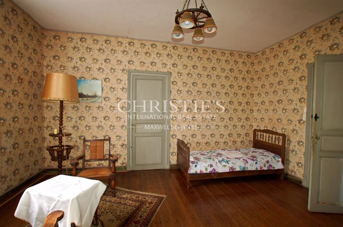 Image No.6-House for sale