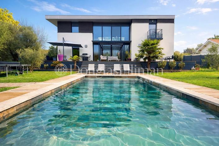 Image No.2-Maison de 4 chambres à vendre à Léognan