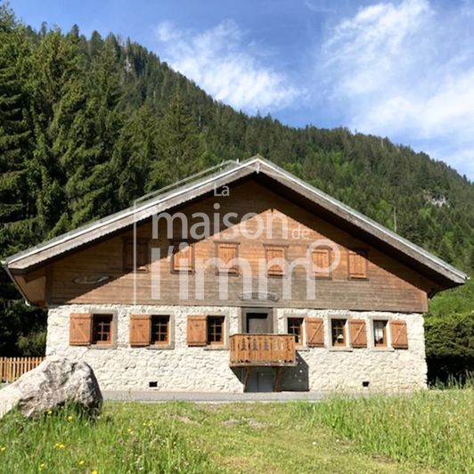 Image No.9-5 Bed House for sale