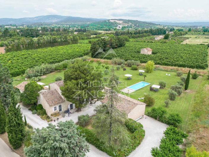 Image No.2-6 Bed House for sale