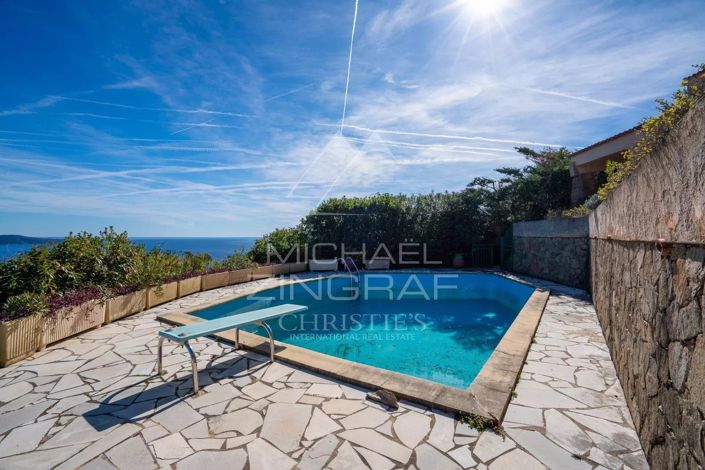 Image No.3-4 Bed House for sale