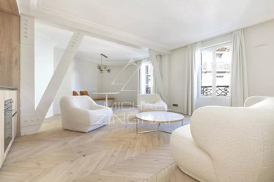1 - Paris, Appartement