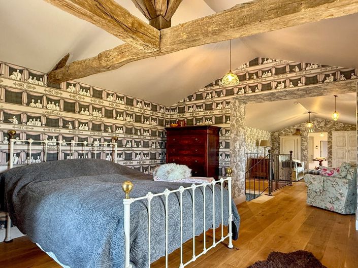 Image No.17-3 Bed House for sale