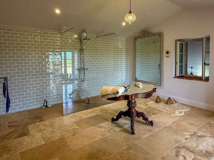 Image No.20-3 Bed House for sale