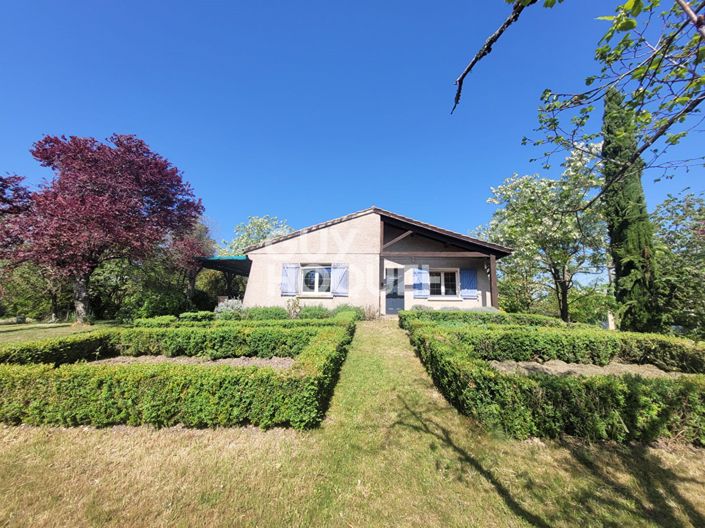 Image No.2-4 Bed House for sale