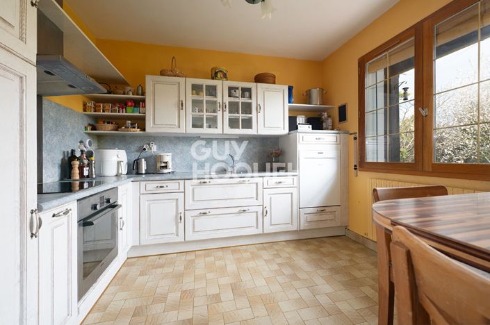 Image No.5-4 Bed House for sale