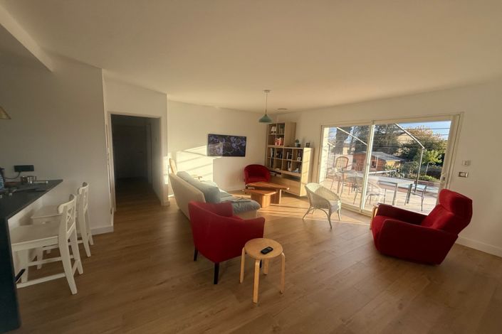 Image No.3-3 Bed House for sale