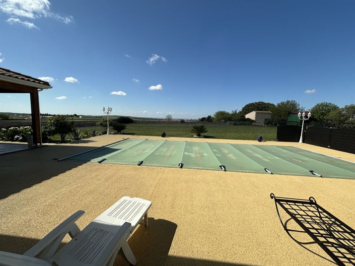 Image No.28-5 Bed House for sale