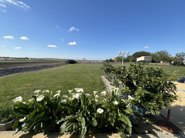 Image No.30-5 Bed House for sale